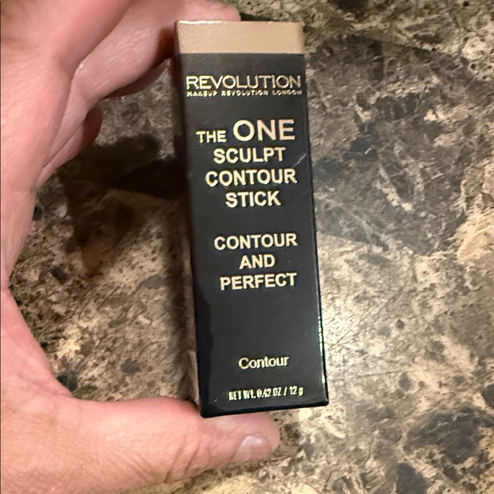 Revolution The One Sculpt Contour Stick